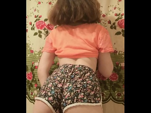 ❤️ Seksuali jauna mažylė nusimeta šortus prieš kamerą ☑ Just porno prie mūsų ﹏