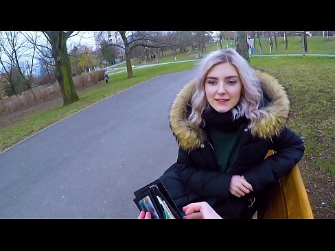 ❤️ Už pinigus nuryja karštą nepažįstamojo spermą - blowjob in the park by Eva Elfie ☑ Just porno prie mūsų ﹏